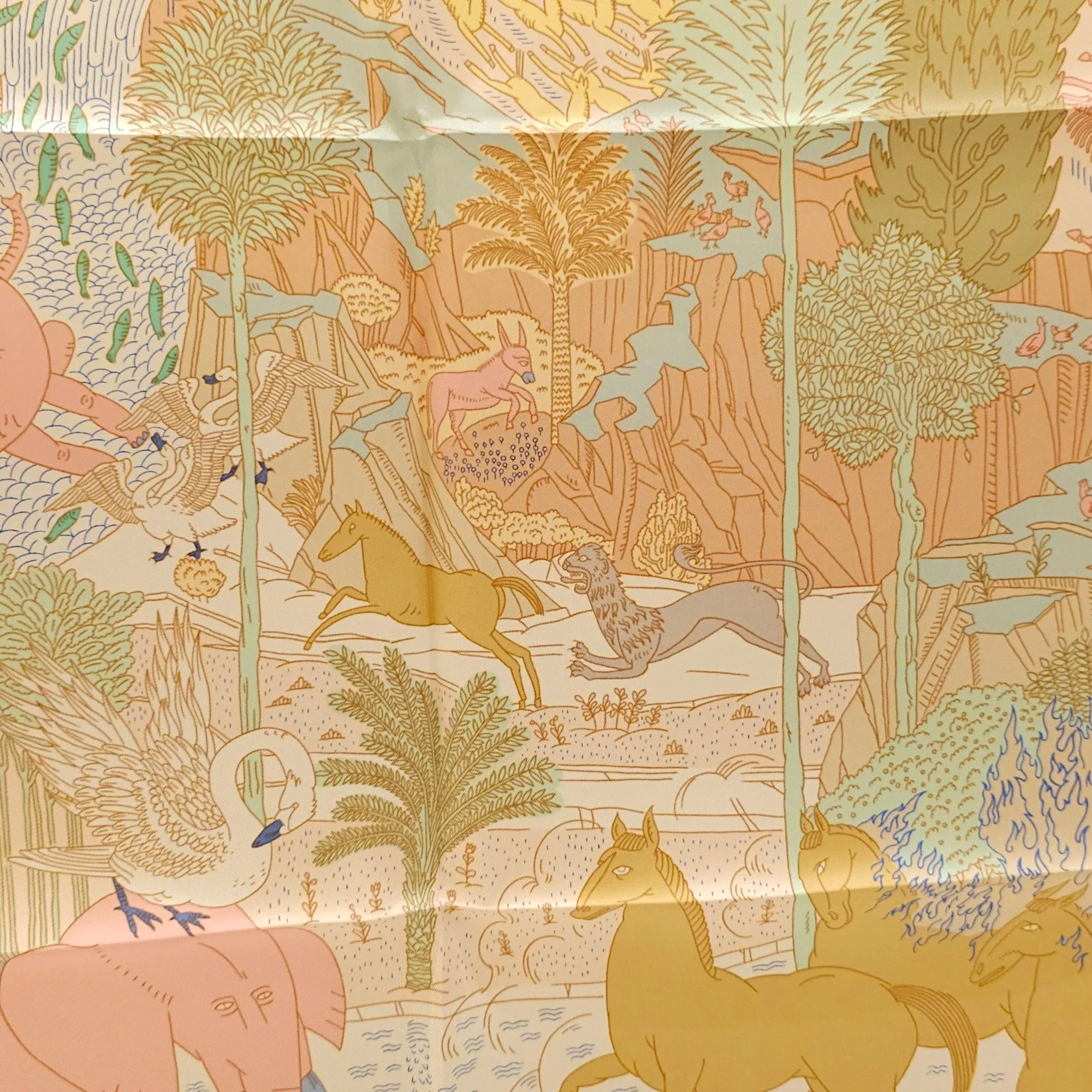 Le Carnaval Des Animaux 90 Pink Scarf