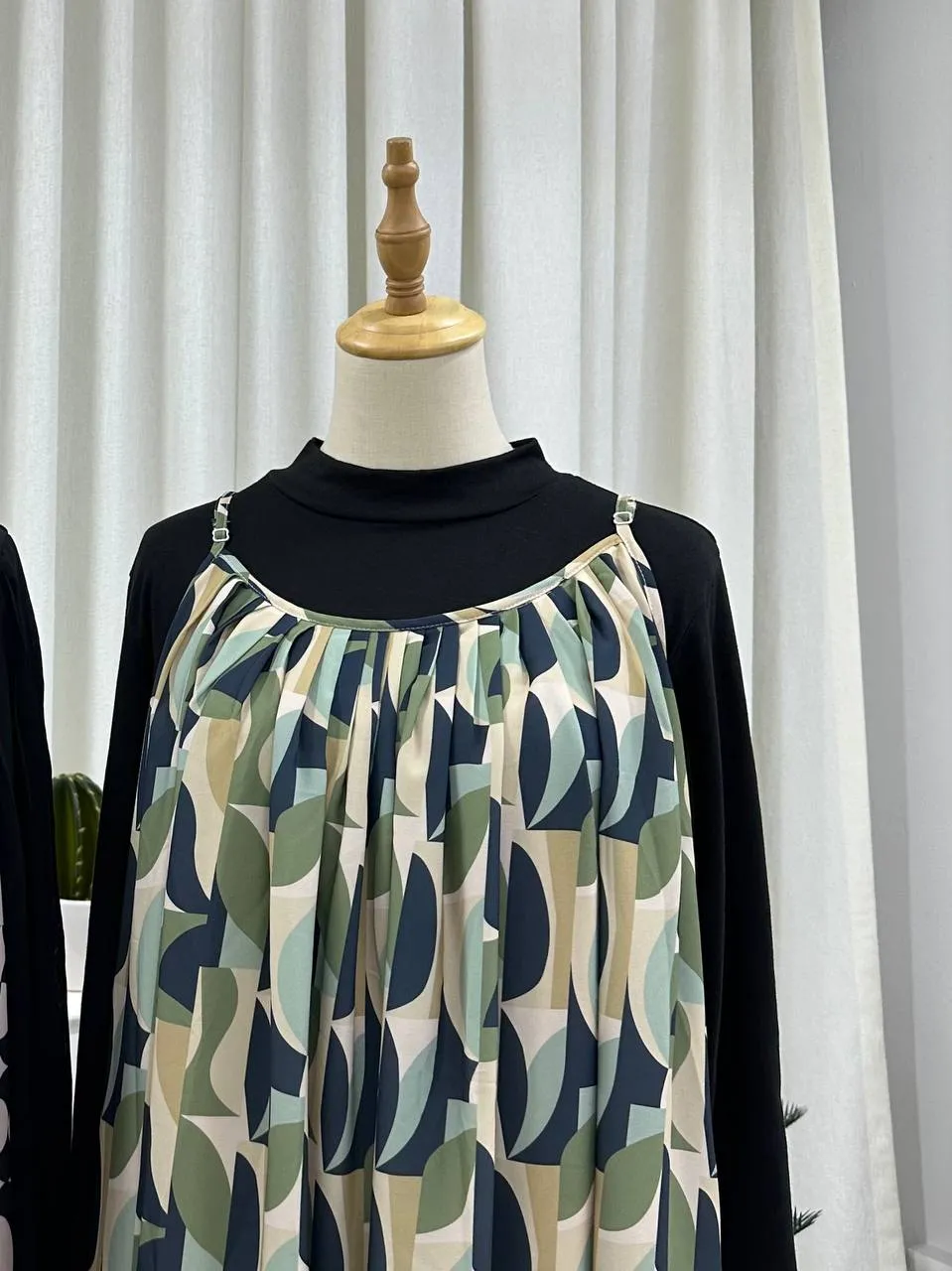 Lisa Slip On Dress - Geometry Edit