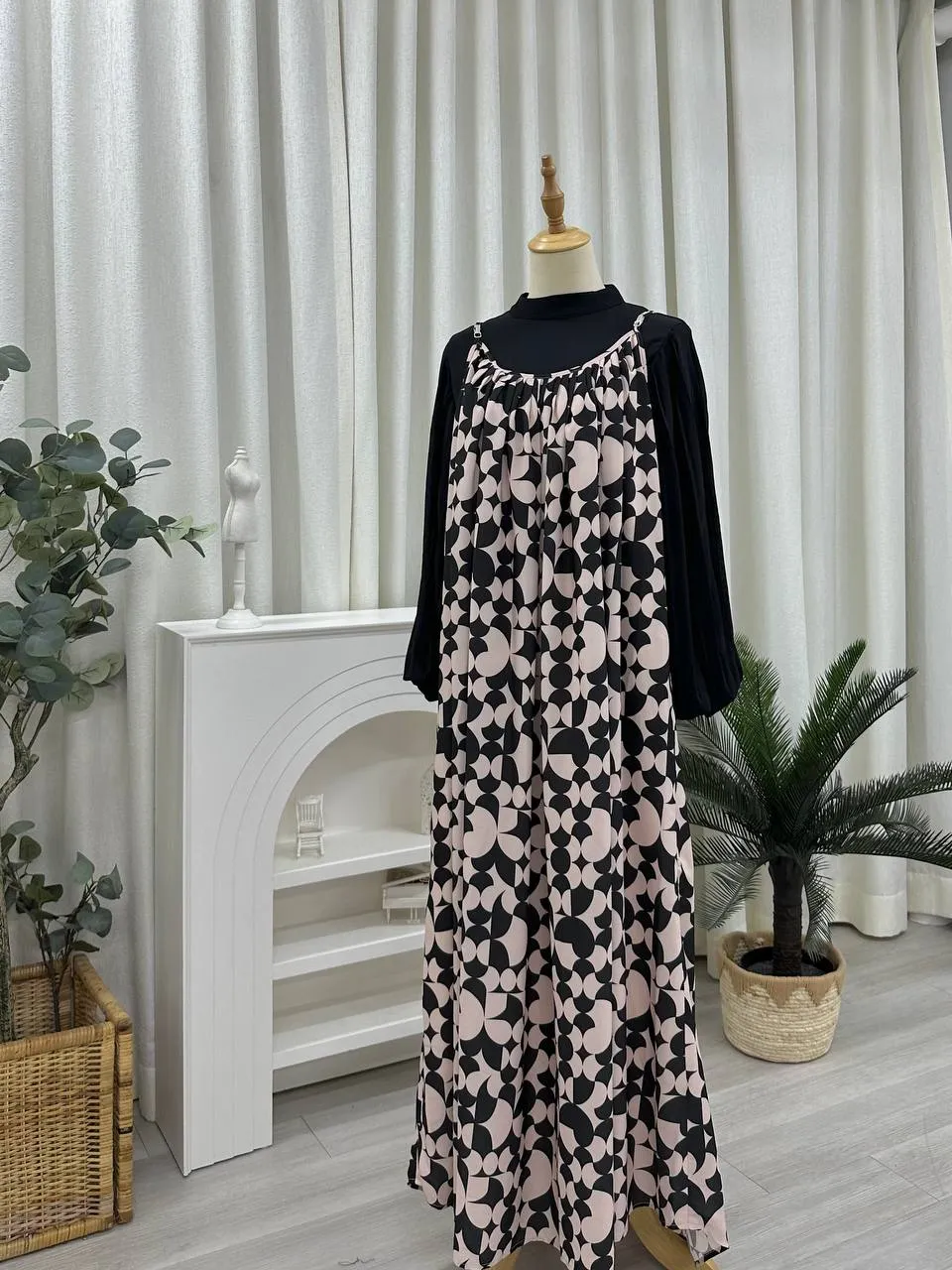 Lisa Slip On Dress - Geometry Edit