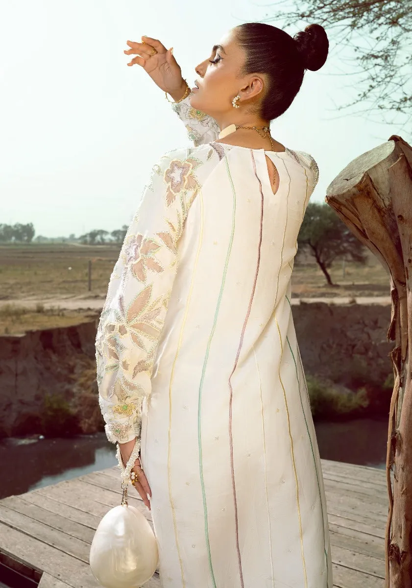 Palmira White