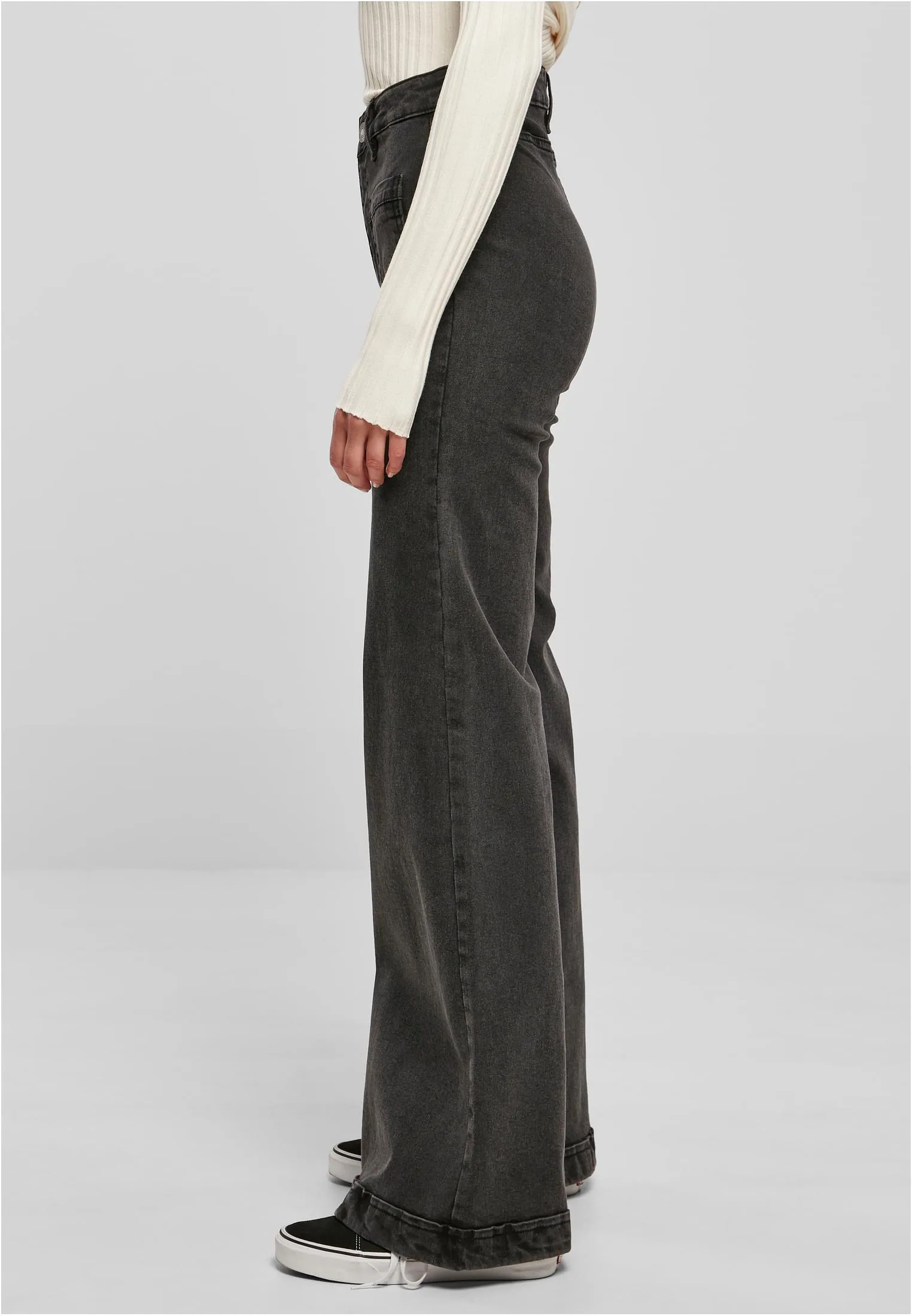 UC Vintage Flared Denim Pants